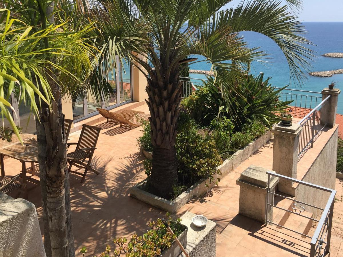 Villa L'Ensoleillee Vue Panoramique Mer, 250 M De La Plage Et Du Centre Ville Menton Luaran gambar