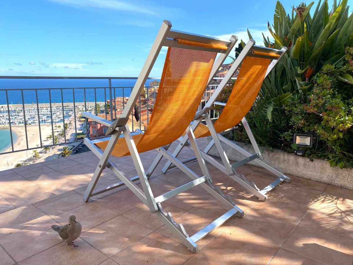 Villa L'Ensoleillee Vue Panoramique Mer, 250 M De La Plage Et Du Centre Ville Menton Luaran gambar
